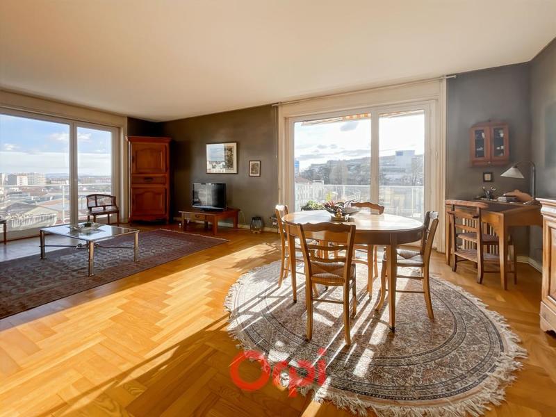 Appartement - 109 m² - 4 pièces