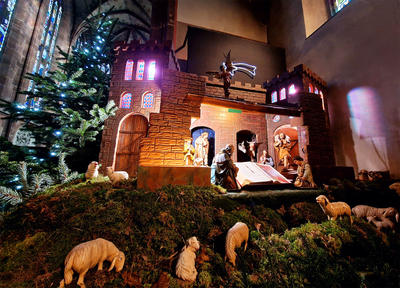 Crèche remarquable à l'Église Notre-Dame de la Nativité