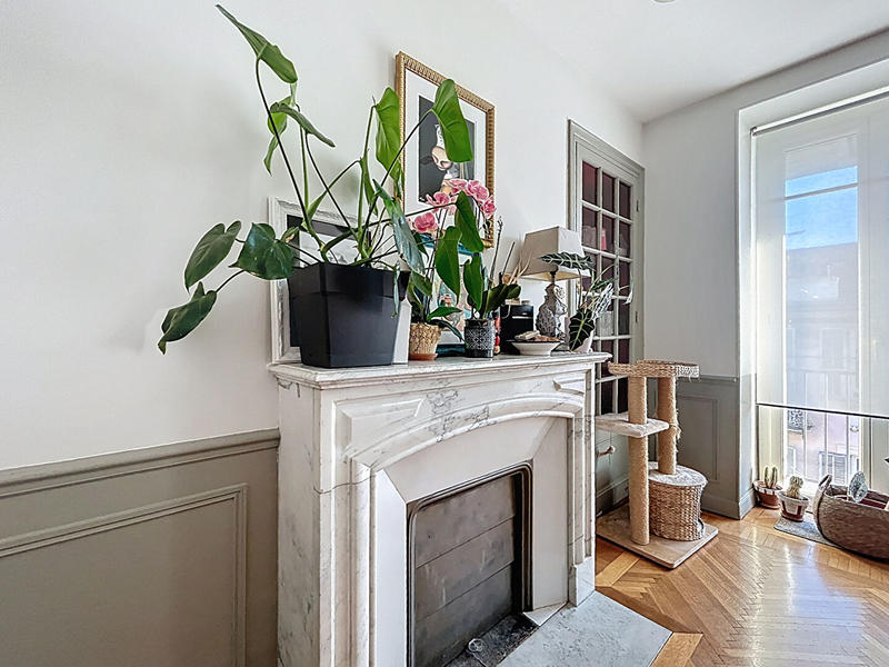 Appartement - 151 m² - 6 pièces