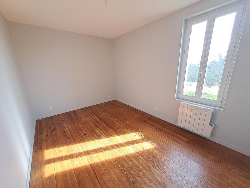 Propriété - 318 m² - 10 pièces