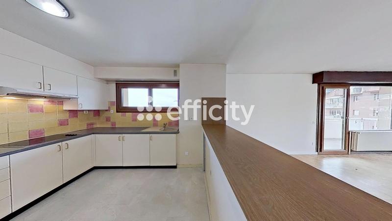 Appartement - 85 m² - 4 pièces