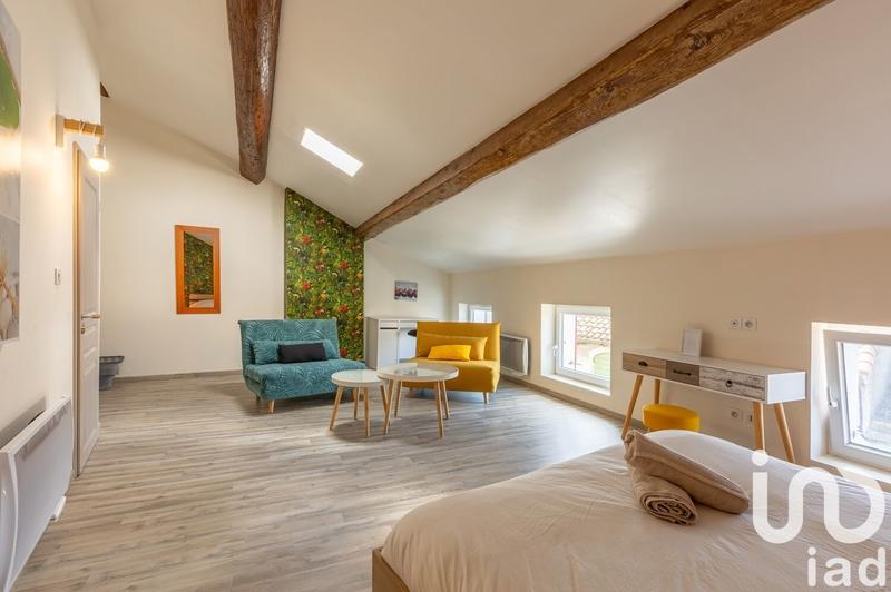 Maison de village - 241 m² - 5 pièces