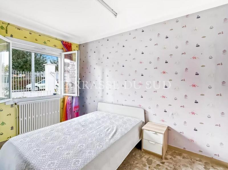 Maison - 192 m² - 7 pièces