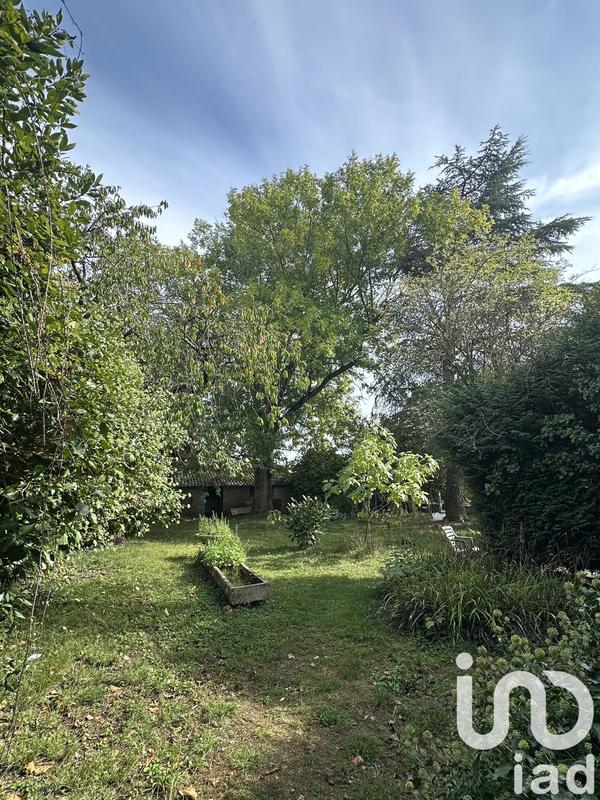 Maison - 186 m² - 8 pièces