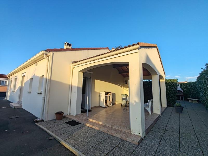 Maison - 98 m² - 5 pièces