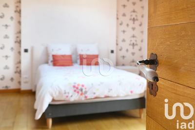 Maison - 213 m² - 6 pièces