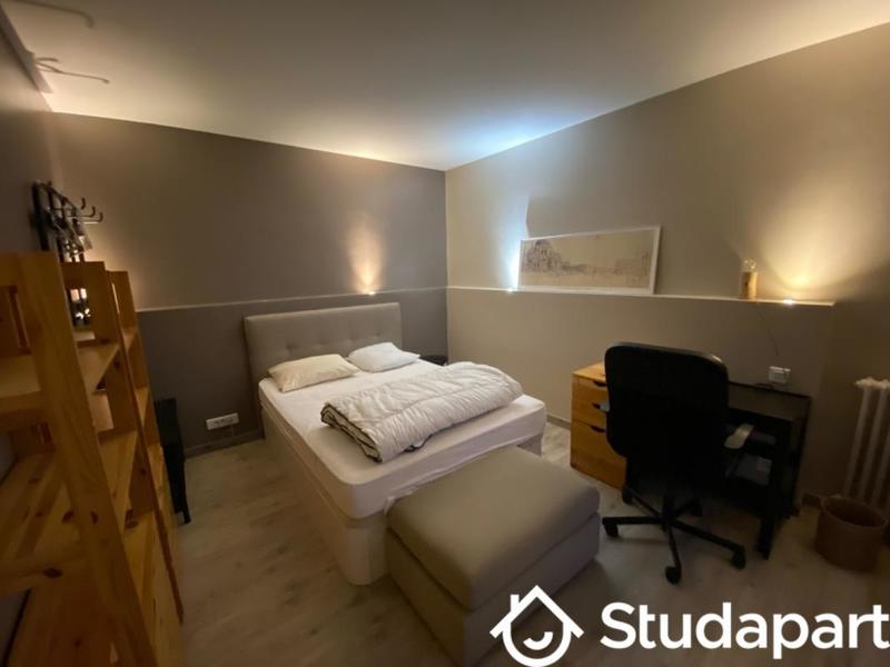 Chambre - 12 m² - 1 pièce