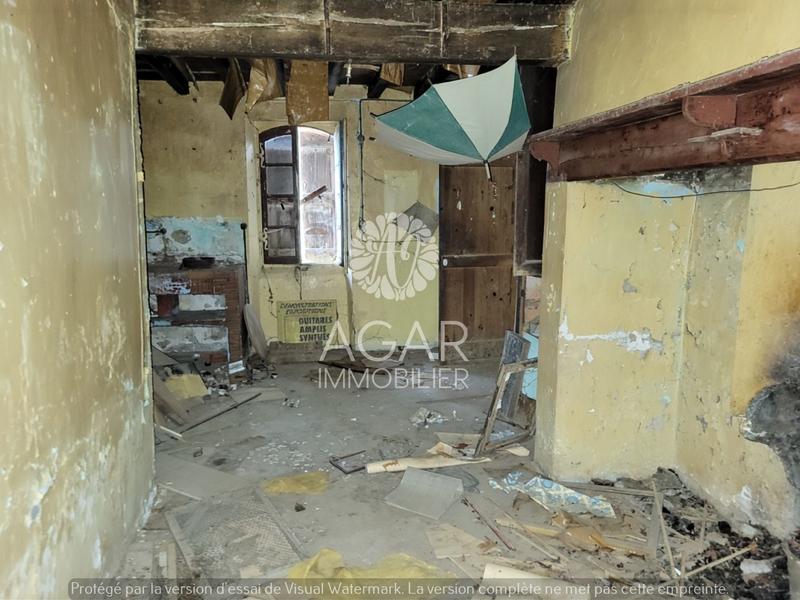 Maison - 200 m² - 4 pièces