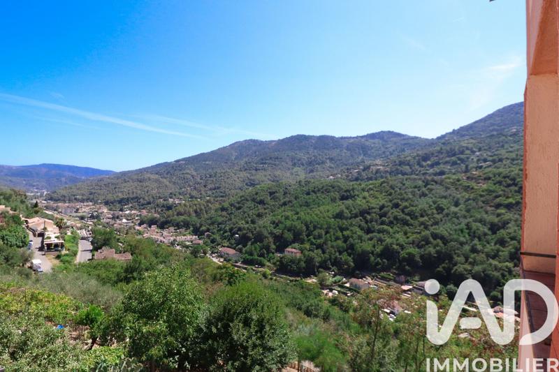 Appartement - 132 m² - 4 pièces