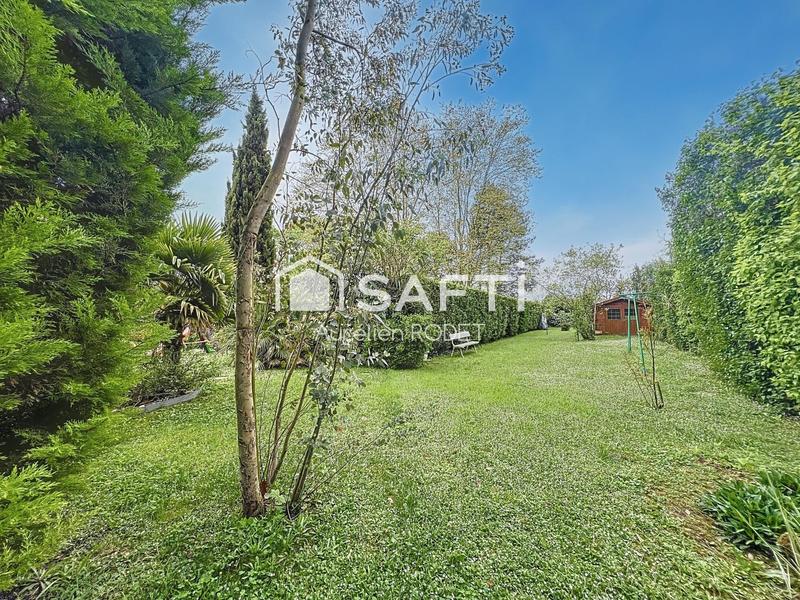 Maison - 153 m² - 9 pièces