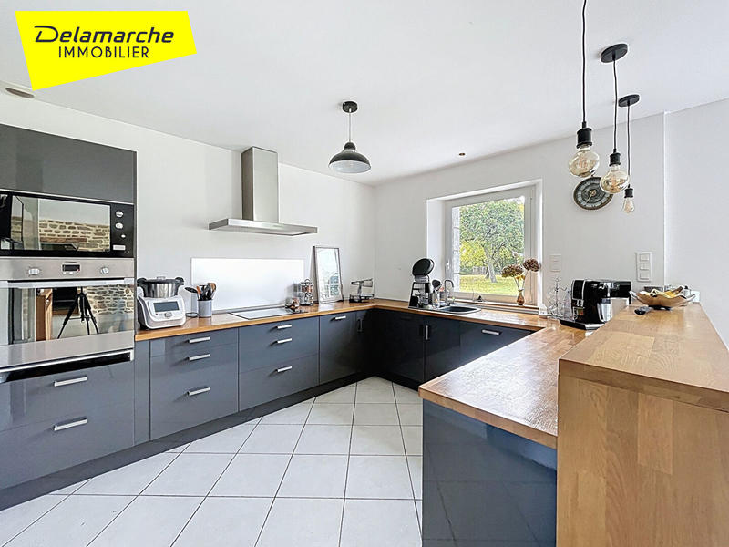 Maison - 154 m² - 6 pièces