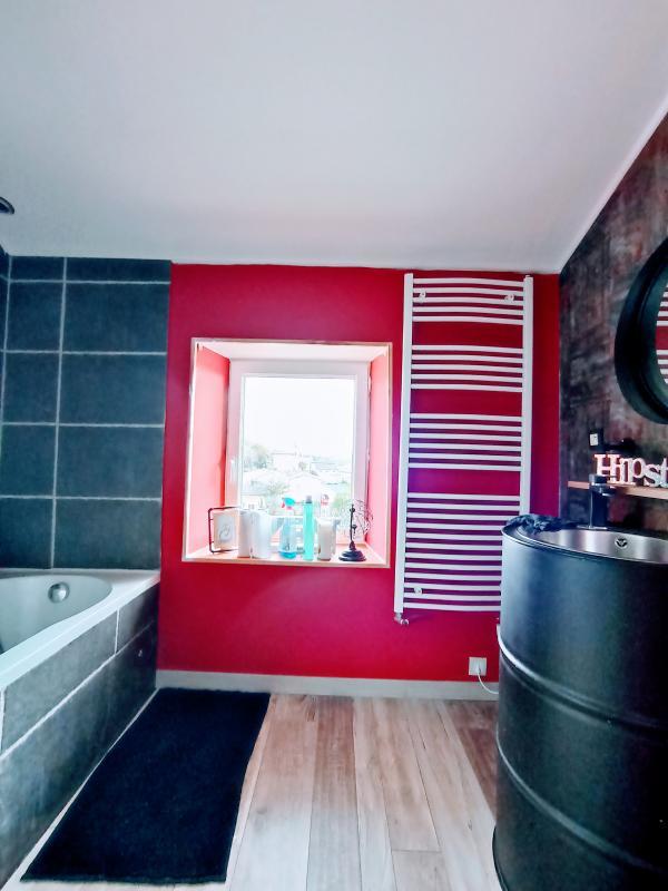 Maison - 220 m² - 12 pièces