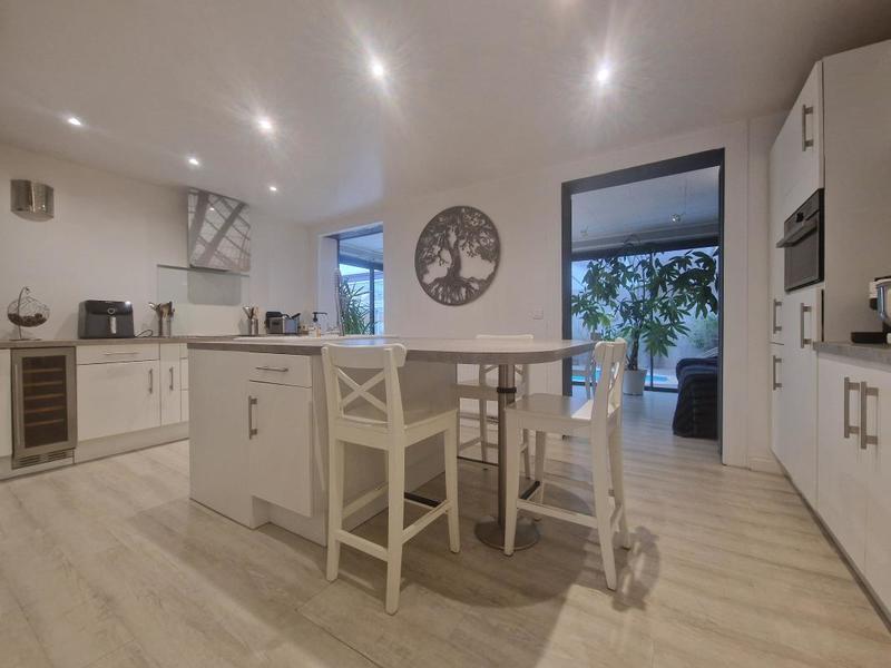 Maison - 147 m² - 5 pièces