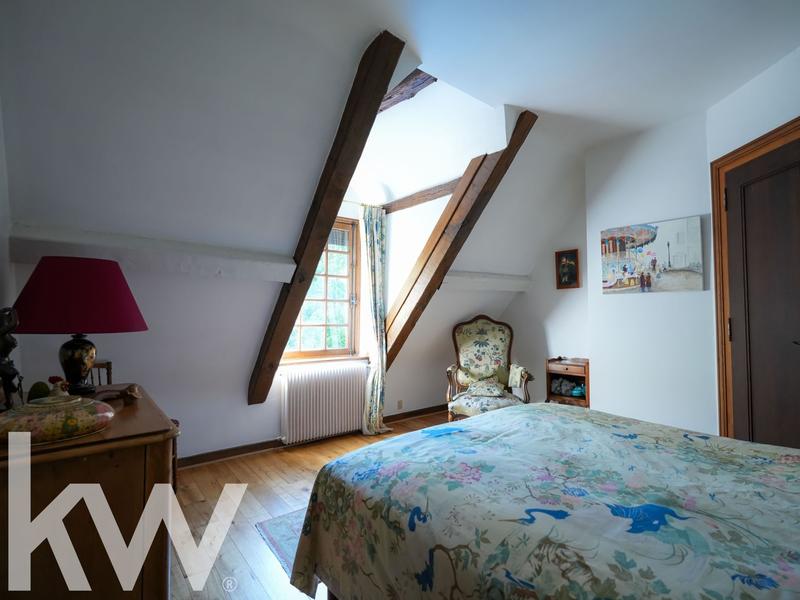 Maison - 295 m² - 8 pièces