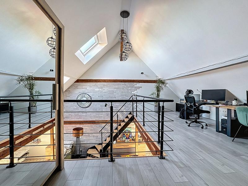 Appartement - 106 m² - 4 pièces