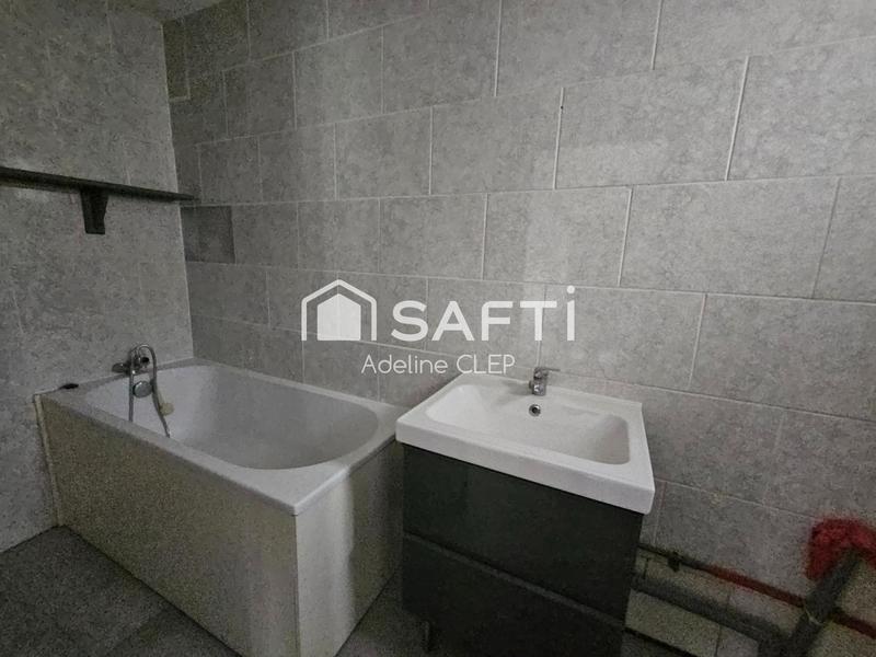 Maison - 324 m² - 15 pièces