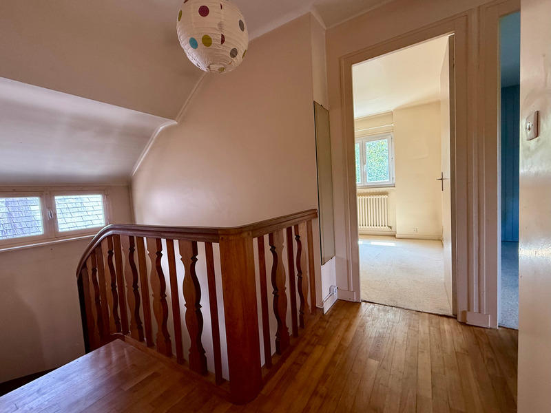 Maison - 143 m² - 6 pièces