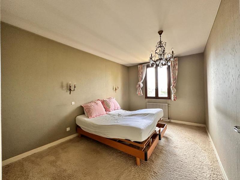 Maison - 142 m² - 7 pièces