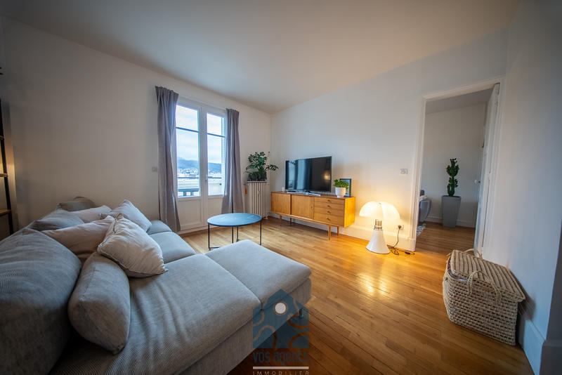 Appartement - 107 m² - 5 pièces