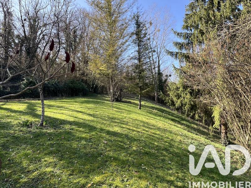 Maison - 200 m² - 6 pièces