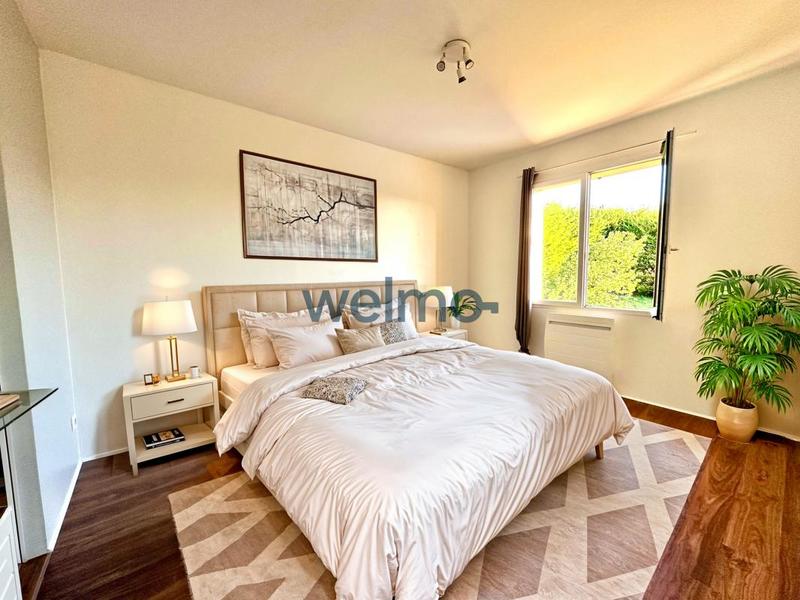 Maison - 181 m² - 6 pièces