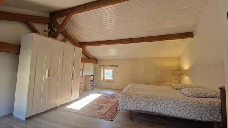 Maison - 204 m² - 7 pièces