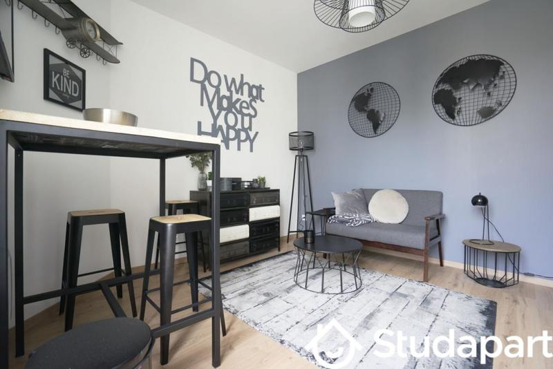 Chambre - 10 m² - 1 pièce