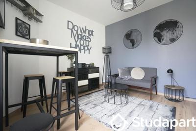 Chambre - 10 m² - 1 pièce