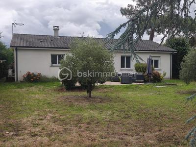 Maison - 98 m² - 6 pièces