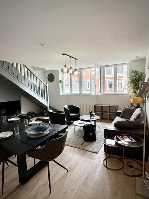 Chambre - 19 m² - 6 pièces