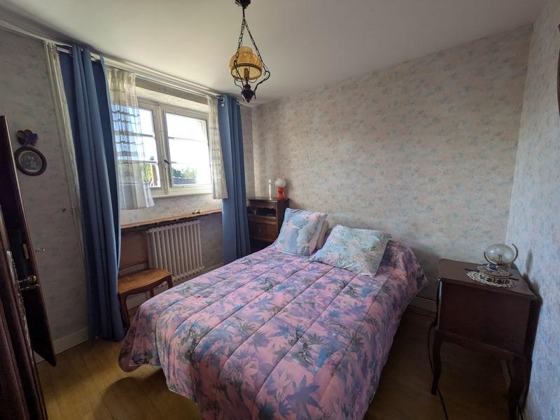 Maison - 170 m² - 9 pièces