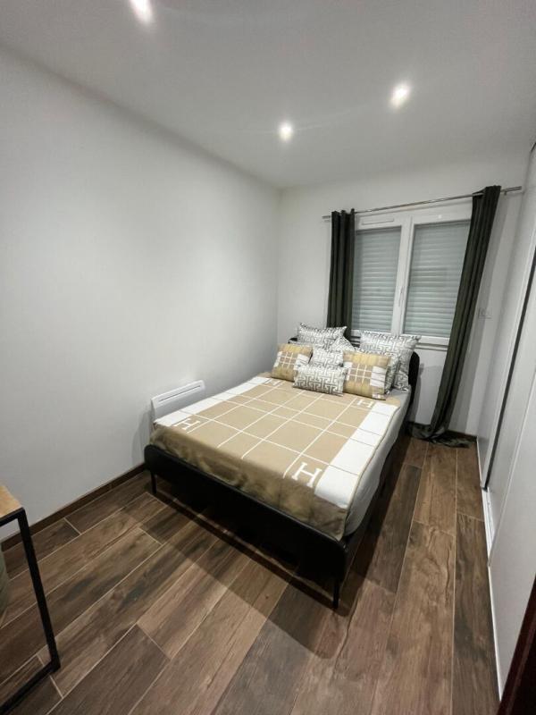 Maison - 102 m² - 4 pièces