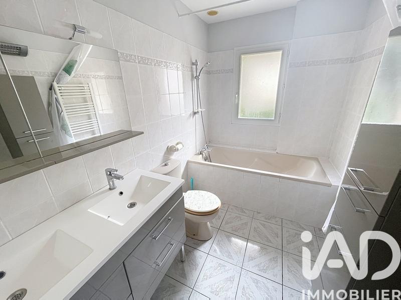 Maison - 102 m² - 3 pièces