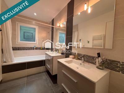 Maison - 150 m² - 5 pièces