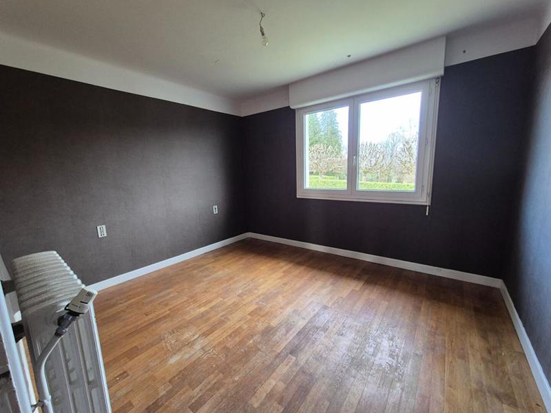 Maison - 204 m² - 7 pièces