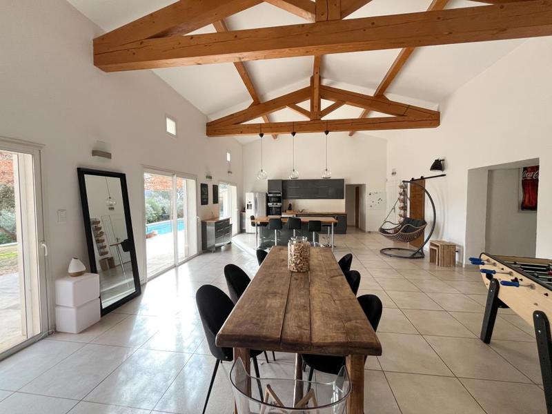 Villa - 273 m² - 7 pièces