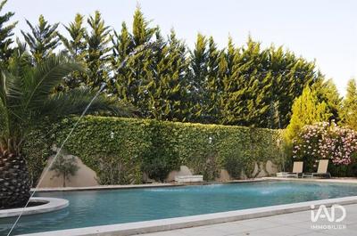 Local commercial - 1 750 m²