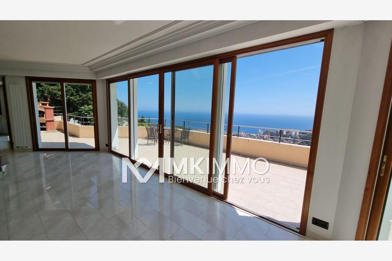 Maison - 804 m² - 8 pièces