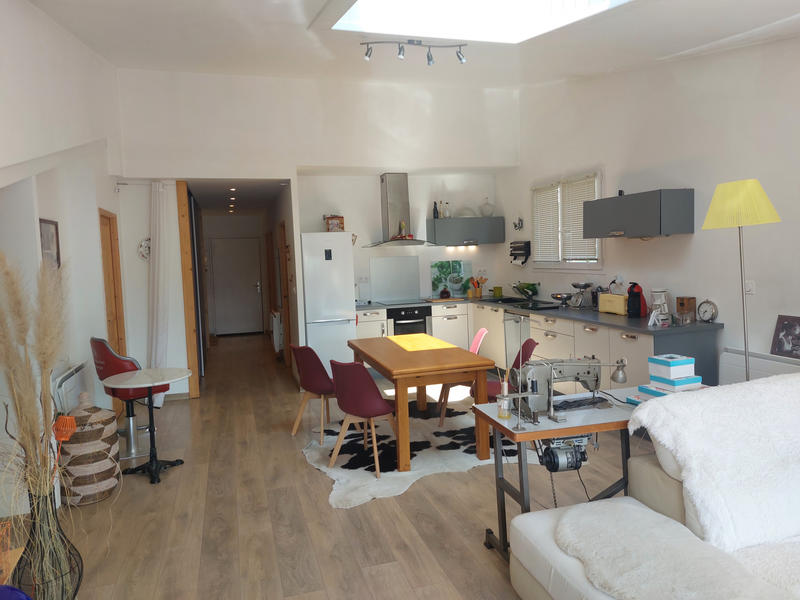 Appartement - 83 m² - 3 pièces