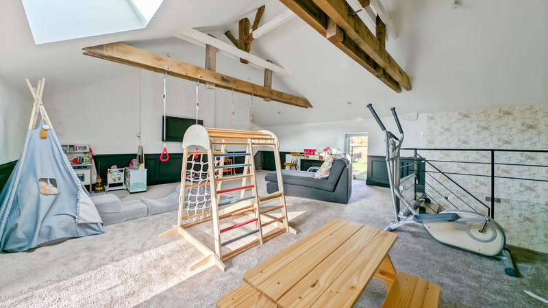 Maison - 186 m² - 6 pièces