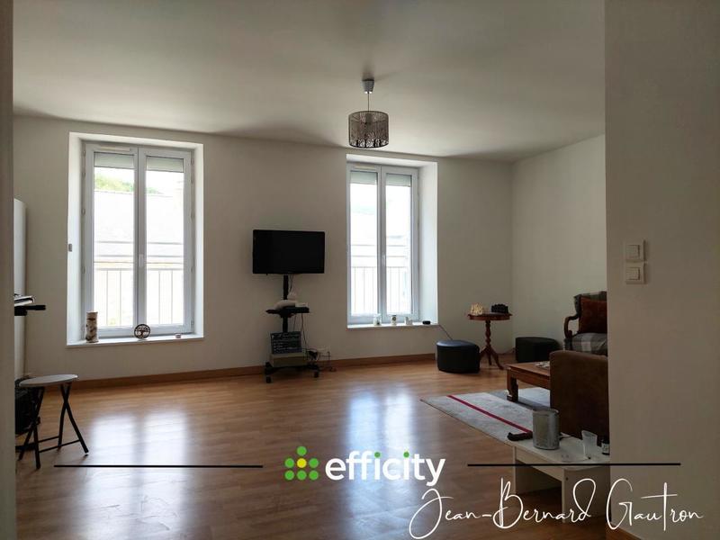 Maison - 330 m² - 14 pièces