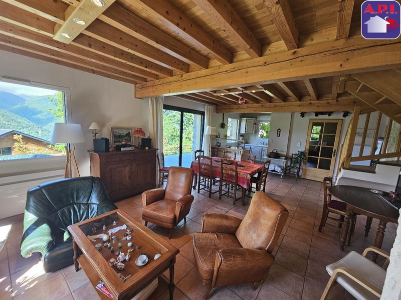 Maison - 91 m² - 4 pièces