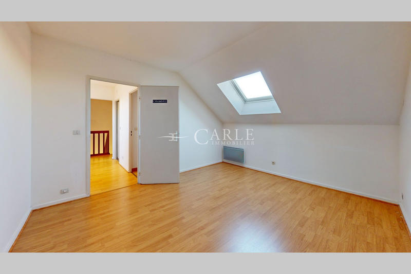 Appartement - 101 m² - 5 pièces