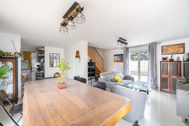 Maison - 118 m² - 5 pièces