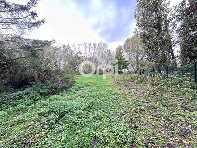Terrain constructible - 2 800 m²