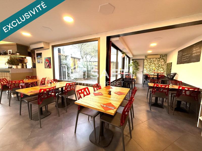 Local commercial - 175 m² - 13 pièces