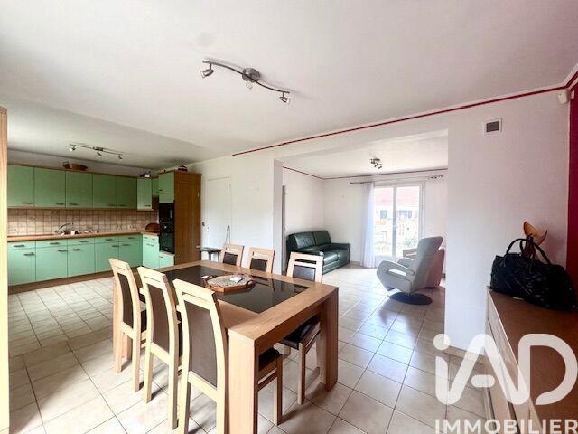 Maison - 89 m² - 5 pièces