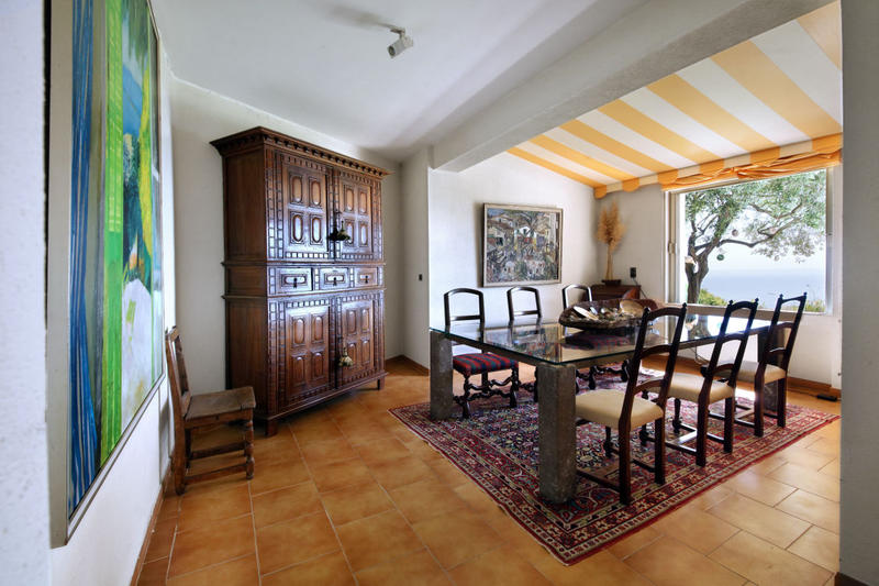 Villa - 200 m² - 5 pièces