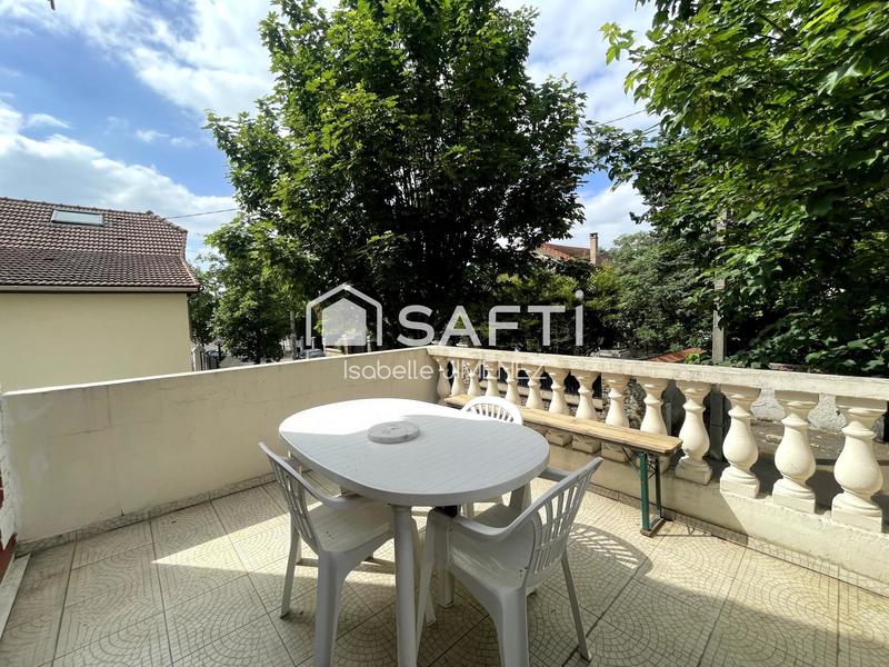 Maison - 90 m² - 5 pièces