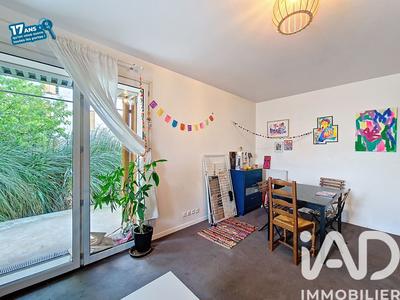 Appartement - 82 m² - 4 pièces